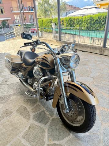 HARLEY-DAVIDSON Road King 1690 CVO centenario FLHR Road King 1450