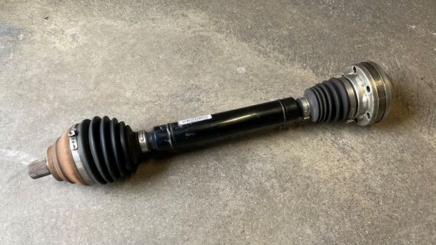 Semiasse anteriore SX Volkswagen Golf 7 2.0TDI 4x4 del 2018 (5K0407272K)