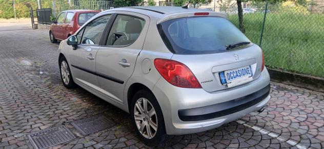 Peugeot 207 1.6 HDi neopatentati - Foto 7