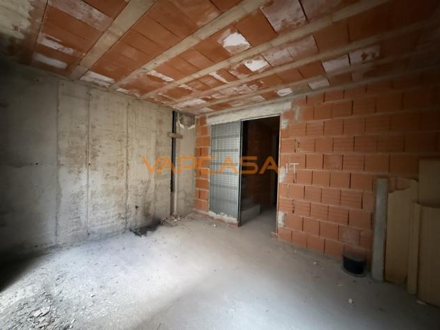 APPARTAMENTO DA COMPLETARE - Foto 12