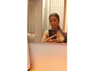 Massaggi - benessere Trieste - Novissima a Trieste Massaggiatrice Tel:3512339598