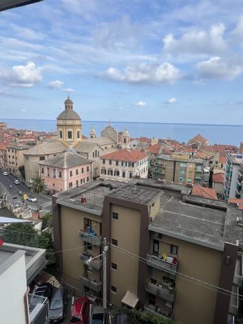Trilocale in affitto a Finale Ligure