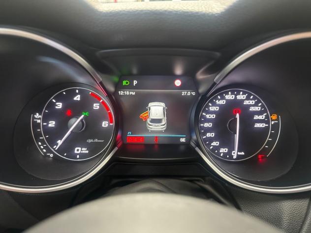 Alfa Romeo Stelvio 2.2 Turbodiesel 210 CV AT8 Q4 Ti - Foto 8