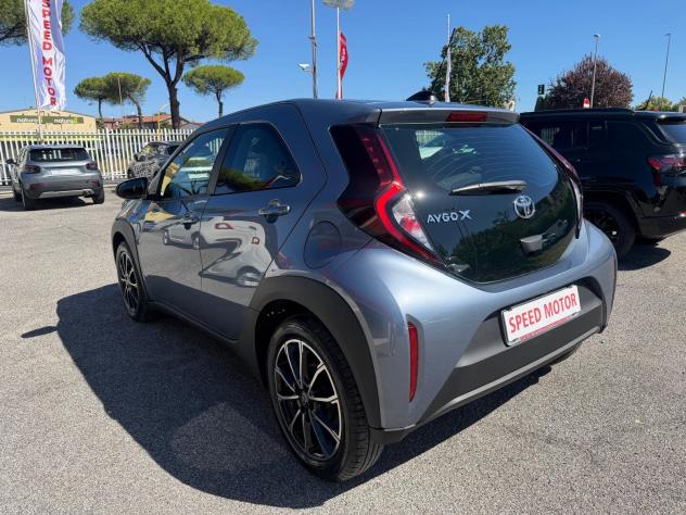 Toyota Aygo X 1.0 72 CV Active Automatica! RETROCAMERA, CARPLAY - Foto 7