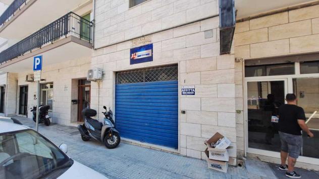 1 Vetrina in affitto a Lecce - Foto 3