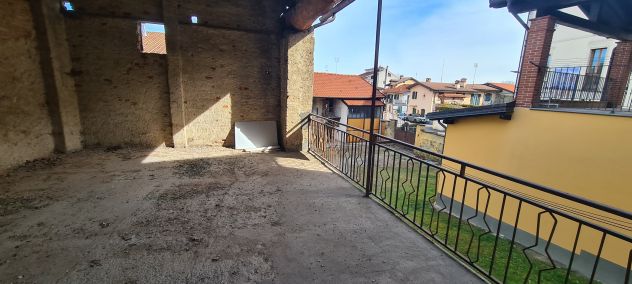 PEVERAGNO: Ampio caseggiato in centro paese - Foto 4