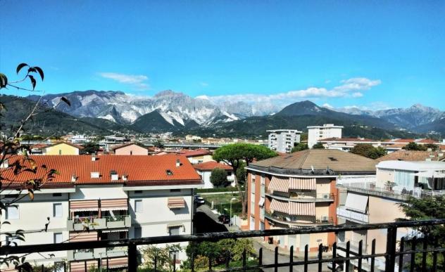 Appartamento in vendita a Marina di Carrara - Carrara 180 mq Rif: 1405282