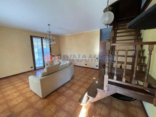 VILLA SINGOLA A SOTTO IL MONTE GIOVANNI XXIII (BERGAMO) - Foto 18