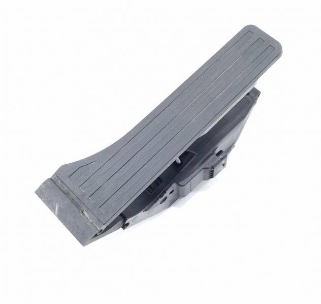 PEDALE ACCELERATORE MERCEDES Classe C Cabrio W205 A2053000004 (16)