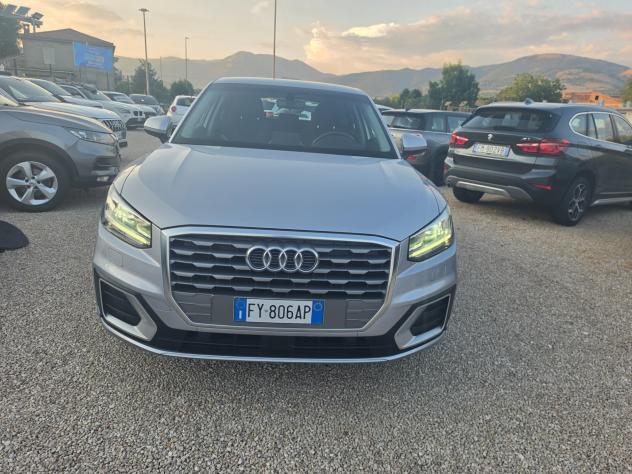 Audi Q2 35 TFSI Business Design - Foto 5