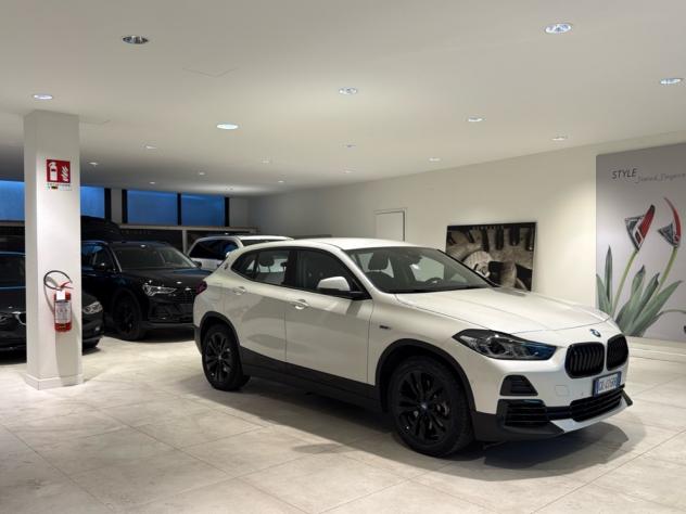 BMW X2 xDrive25eBusiness-X auto Navi Cruise LED BlackPack - Foto 2