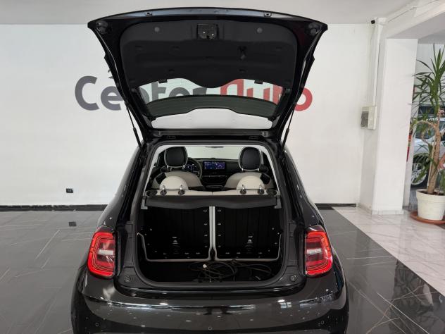FIAT 500 Electric La Prima 3+1 - Foto 7
