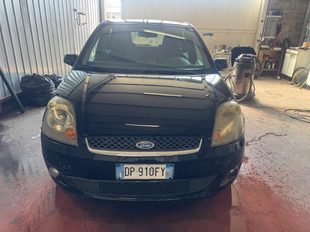 FORD FIESTA 1.4 TDCI 5 FRIZIONE NUOVS - Foto 2
