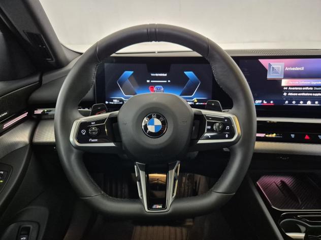 BMW Serie 5 G61 Touring 520d Touring 48V xdrive MSport Pro auto - Foto 10