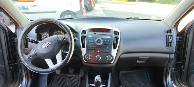 Kia Ceed cee'd Sp. Wag. 1.6 CRDi VGT 90CV LX - Foto 10