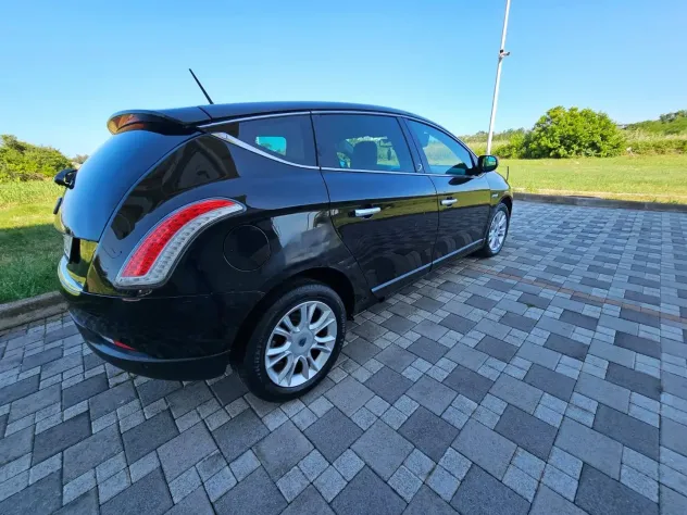 Lancia Delta III 2008 2.0 mjt Argento 165cv dpf - Foto 5