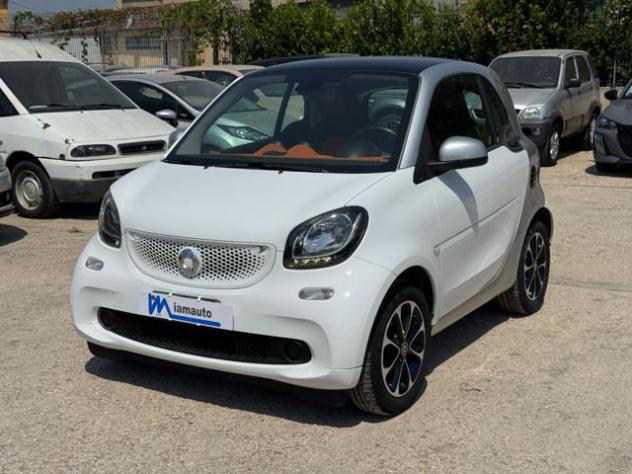 SMART ForTwo 1.0cc 71cv AUT. TETTO PANORAMICO CRUISE CONTROL rif. 23993156