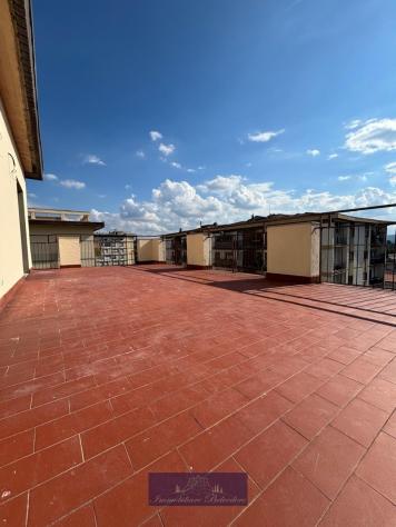 Quadrilocale in vendita a Firenze, Novoli