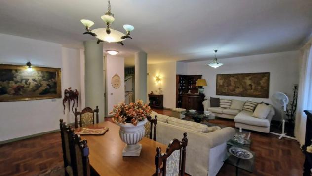Appartamento in vendita a Santa Croce sull'Arno 210 mq Rif: 1205565