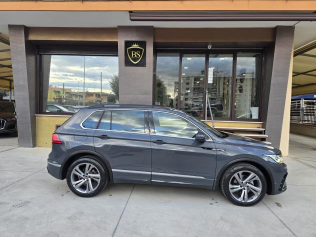 Volkswagen Tiguan 2.0 tdi R-Line 150cv dsg - Foto 5