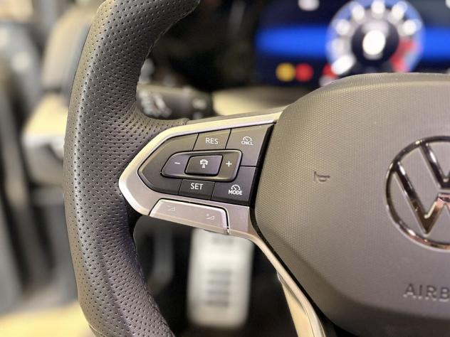 Volkswagen Golf Golf 1.5 tsi R-Line 150cv Camera ACC Cockpit - Foto 9