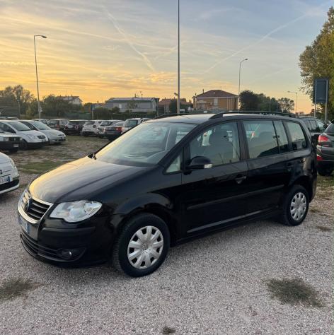 Volkswagen Touran 2.0 Trendline Ecofuel 7 P.ti