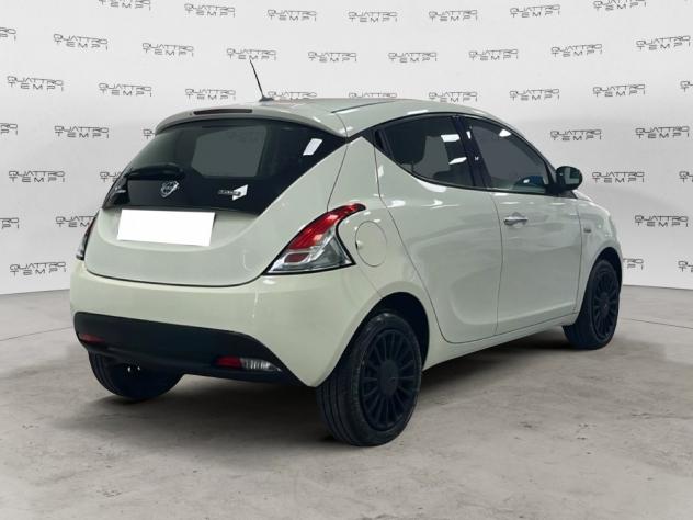 Lancia Ypsilon 1.0 FireFly 70cv S&S Hybrid SILVER PLUS - Foto 5