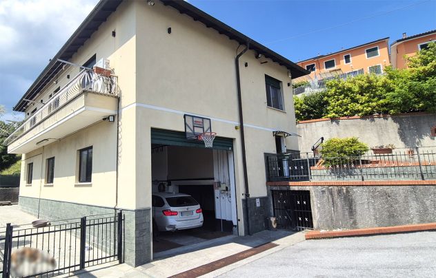 VILLA UNIFAMILIARE GREEN A BOLZANETO – 260 MQ RISTRUTTURATA