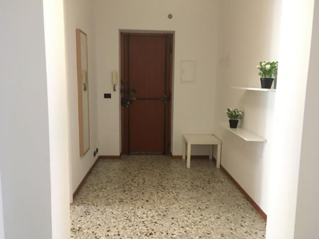 CERCASI 1 STUDENTESSA per l’affitto di 1 camera singola in appartamento da 70 mq - Foto 8
