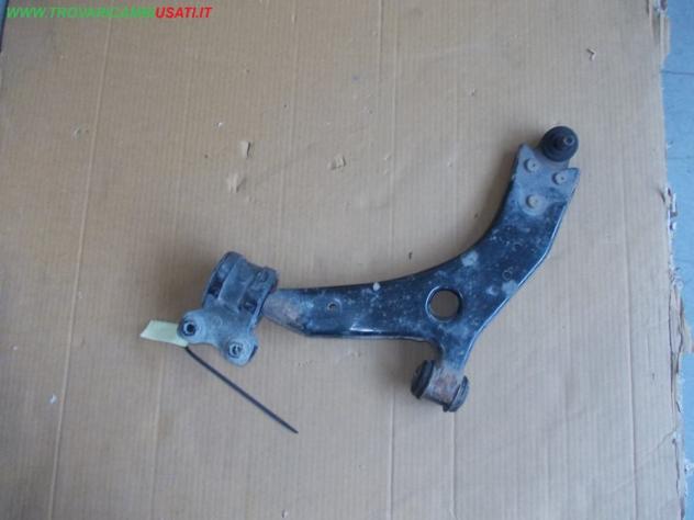 BRACCIO OSCILLANTE S.SOSP.ANT. FORD FOCUS (CAP) 3p / 5p / Style Wagon  Meccanica  Assale  Tiranteria  Braccio oscillante ant. s FORD - FOCUS - 01-12-2