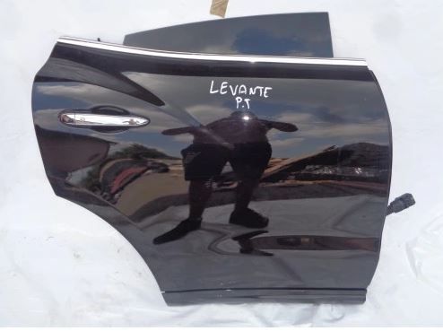 PORTA POSTERIORE DX MASERATI LEVANTE 2020