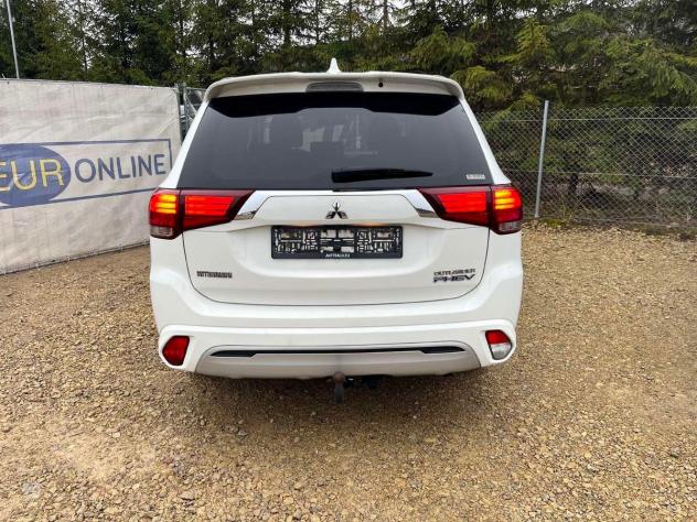 Mitsubishi Outlander 2.0 MIVEC 4WD PHEV Instyle Diamond SDA - Foto 6