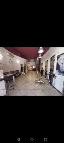 ARREDAMENTO COMPLETO NEGOZIO PARRUCCHIERE - Foto 10