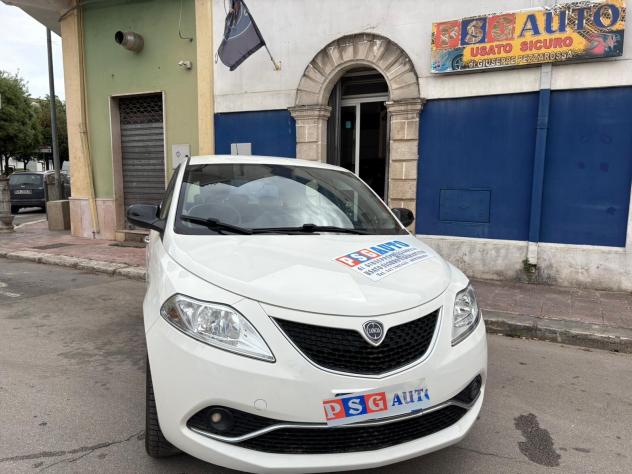 LANCIA YPSILON 1.2 BENZ-GPL CASA MADRE DICEM 2016 103000 KM PERFETTA - Foto 2