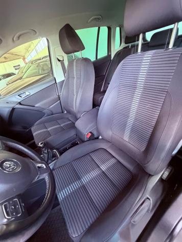 Volkswagen Tiguan 2.0 TDI DPF 4MOTION Sport & Style - Foto 8
