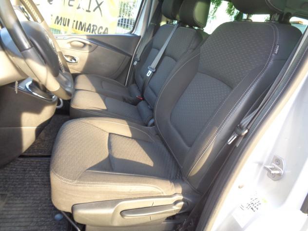 Vivaro 27 1.6 BiTurbo 145CV 9 posti full da vetrina - Foto 5