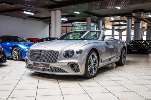 BENTLEY Continental GTC V12 "FIRST EDITION"|MULLINER PACK|TOURING SPE rif. 23711749 - Foto 3