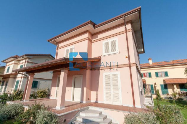 Villa in vendita a Querceta - Seravezza 170 mq Rif: 864610