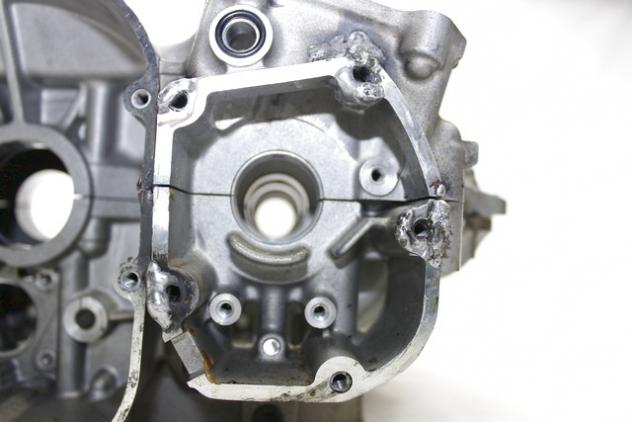 CARTER MOTORE ZR00DE KAWASAKI VERSYS 1000 2015 - 2016 140010646 CRANKCASE CON RIPARAZIONI - Foto 4