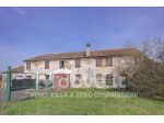 Rustico / Casale di 300 m² con 5 locali e box auto in vendita a Noventa Vic &hellip;