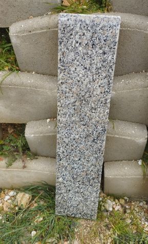 TRE SOGLIE IN GRANITO DA 168X30,5X3 99X17X2 78X17X3