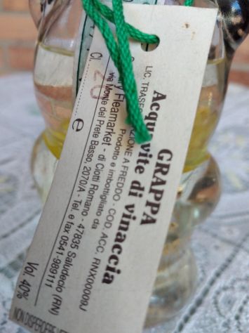 VECCHIA BOTTIGLIA GRAPPA ERZINIO DI GUARCINO (FR) ORSETTO CON CAPPELLINO - Foto 3