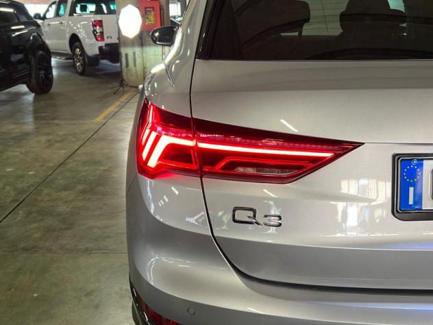 Audi Q3 Q3 35 2.0 tdi Identity Black s-tronic - Foto 10