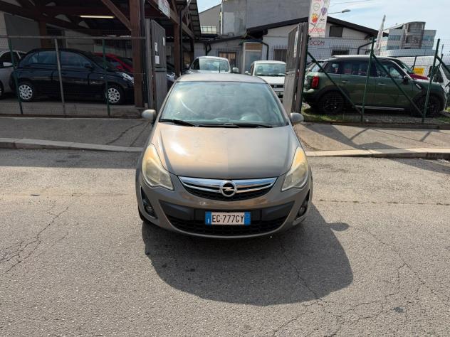 Opel Corsa 1.2 5 porte Cosmo - Foto 5