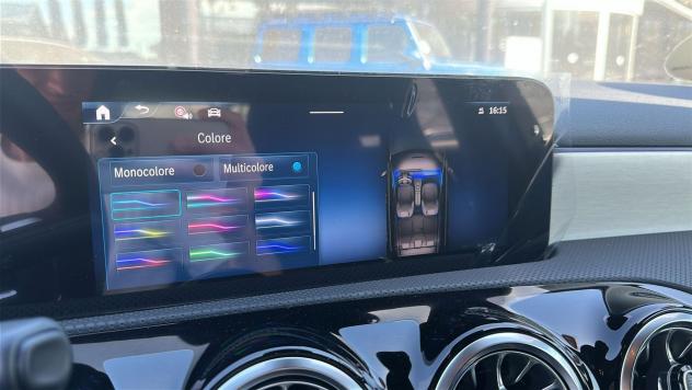 Mercedes-Benz Classe A A 180 d Automatic AMG Line Advanced Plus - Foto 10