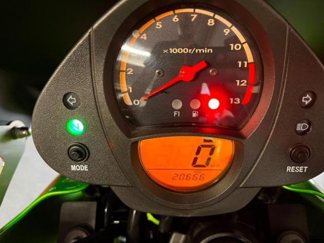 KAWASAKI ER-6N 2008 - Foto 3