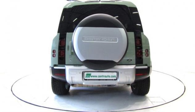 LAND ROVER Defender 110 2.0 Si4 PHEV AWD 75th Limited Edit. 404CV rif. 22919031 - Foto 4