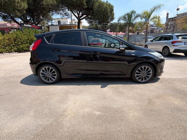 Ford Fiesta 1.5 TDCi 75CV ST-Line - Foto 7