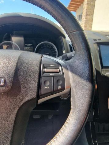 ISUZU D-Max 1.9 Crew Cab 4WD Clima rif. 22837729 - Foto 9