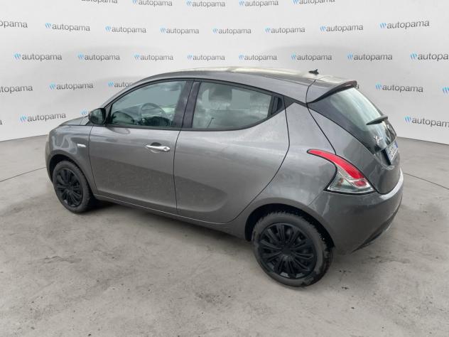 Lancia Ypsilon Ypsilon 1.0 firefly hybrid Silver s&s 70cv - Foto 7